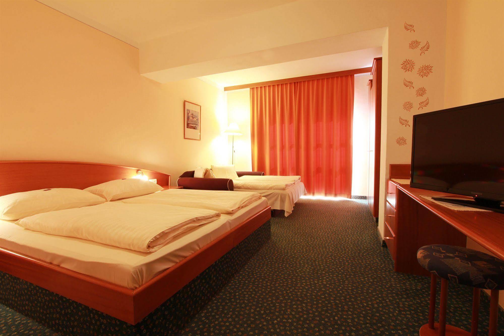 Vitalhotel Krainz Fürstenfeld Εξωτερικό φωτογραφία